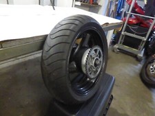 Suzuki GSX-R 1100 W GU75C EZ93 (2) Hinterrad Felge inkl. Bremsscheibe Reifen