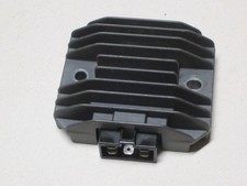 Spannungsregler Regler Yamaha TDM 850 4TX YZF-R1 RN01 FZR 600 4JH # SH650A-12