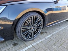 4x Alufelgen WHEELWORLD WH18 mit Sommerreifen Barum Audi A4 B9 20 Zoll Felgen