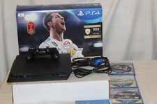 Sony PlayStation 4 Pro 1TB Spielkonsole mit FIFA 18 Edition  - Jet Black