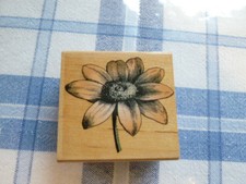 Hero Arts Stempel Blume