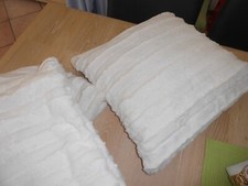 weiße Kuscheldecke, von OekoTex, 200 x 150 cm, mit Kissen, wie neu