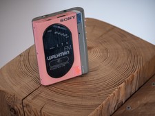 Sony Walkman WM-F70 Vintage Stereo Cassette Player pink FM/AM Kassetten Rar!