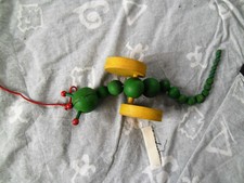 Holzspielzeug Raupe auf Rädern  zum Nachziehen f. Kleinkind Baby