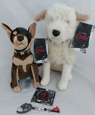 2x Disney Cruella Plüsch-Figur / Kuschelpuppe: Hund Buddy & Wink + Cruella Key