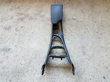 BMW 1er E81 E82 E87 LCI Mittelkonsole mit Armlehne schwarz