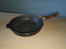 1 x kleine HP , solide Bratpfanne aus Gusseisen, Gusseisenpfanne 20 cm