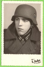 Foto Portrait Soldat Stahlhelm Feldpolizei Polizeidivision