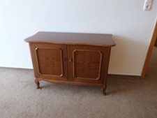 Alte Kommode ca. 50er Jahre / Reproduktion / MDF / Echtholzfurnier / Schrank