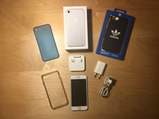 Apple iPhone 7 *128GB* Silber/Weiss / Zubehörpaket:Neue Original Apple Kopfhörer