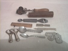 alte Küchenutensilien  Küchenhelfer Werbeaufdruck  11 Teile