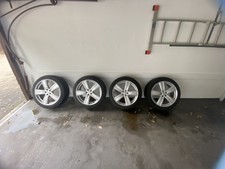 4  Winterreifen auf Alufelgen