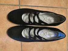 Waldläufer Pumps in schwarz, Wildleder mit Riemen, 4cm Absatt