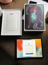 iPad Pro 11 2018 WiFi und Cellular, 256GB Grau, Sehr Gepflegt In OVP