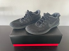 Viel getragene & used schwarze Nike Free Run 2 2017 Triple Black, Gr. 44,5