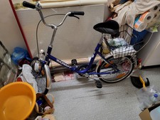 Klapprad, blau, funktionsfähig mit Korb und Rahmenschlos