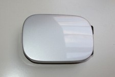 Tankdeckel Tankklappe Mercedes W203 C270CDI Bj.02 / A0005843117 Farbe 744 