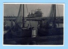 orig. foto Walfang-Schiff Walter Rau in Memel Hafen 