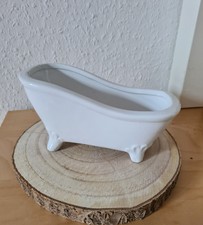 Badewanne als Deko groß weiß