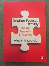 Lösung ausgerichtete Therapie: Theorie, Forschung und Praxis von Alasdair MacDonald (Pa...