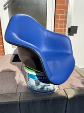 Eames Herman Miller Fiberglas Vitra Armchair Sitzschale Schwarz Blau Lederpolste