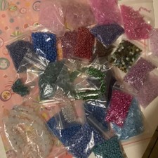 Perlen Miniperlen Rocailles Bastelware / DIY Hobby Basteln Schmuck-Design / Set