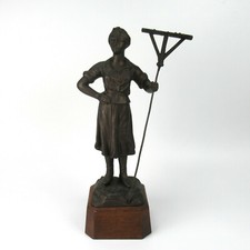 Dekorative Metall Figur Bäuerin Decorative Metal Figurine Farmwoman 33cm RARE