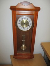 Wanduhr Funkuhr Pendeluhr Westminsterschlag Holz sehr guter Zusatand
