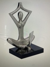 Yoga Figur Stifthalter