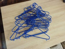 @ 22 Baby/Kleinkinder Kleiderbügel dunkelblau aus Kunststoff Haken nicht drehbar