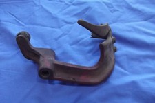 Armknoten Stripper mit Messer