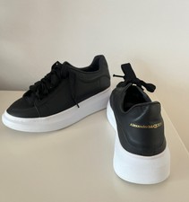 SALE ❤️ Alexander McQueen Turnschuhe Sneaker schwarz weiß 38 39