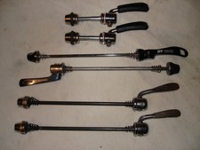 Konvolut Schnellspanner für`s Hinterrad 135mm