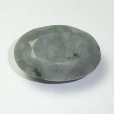 1H   HEILSTEIN : GRÄULICHER SAPHIR AUS MADAGASKAR OVAL 68,9 CT OPAK