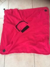 Hoppediz Einschlagdecke für Kindersitz Autositz Polarfleece ROT