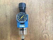 FESTO Filter Regelventil LFR-1/4 mit Manometer Druckluft Druckminderer