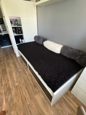 Bett Von IKEA Mit Zwei Schubladen 90x200 Mit Dunloppilo verstellbarem Lattenrost