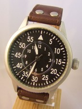 Große  Herrenuhr Armbanduhr Fliegeruhr mechanisch Handaufzug ***