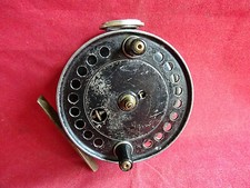 EINE GUTE 3 1/2" J W YOUNG TRADE PATTERN 10a CENTREPIN REEL, SELTENE PRÄSENTATIONSROLLE