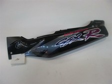 197. Suzuki GSX-R 1100 GU75C Verkleidung hinten links Seitendeckel 47211-46E00