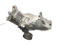 VW Golf 4 Bora Konsole Aggregateträger Halter Lichtmaschine 032145167H 1,4 16V