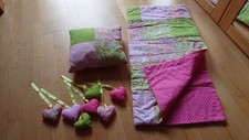 Handmade Patchworkdecke/ Krabbeldecke mit Kissen und Herzanhänger pink, Grün süß