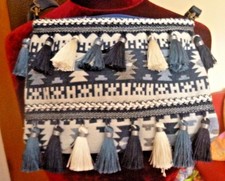 Kleine Umhängetasche, Clutch, blau-weiß, Hippie, Boho, Ethno, Orient, Quasten