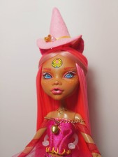 OOAK Monster High repaint, benutzerdefinierte rosa Puppe, magische Mädchen Inspiriert Clawdeen