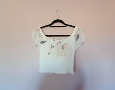 KAWAII h&m geteilt Off Schulter weiß Floral Crop Top Gr. M 8/10 y2k