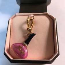 JUICY COUTURE CHARM, ANHÄNGER GOLD NAGELLACK IN OVP 43