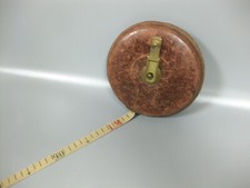 altes Kurbelmaßband in Lederkapsel 30m Messing Leder Leinen Maßband Rollmaßband