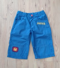C&A Kurze Hose SPIDERMAN Gr.104 mittelblau Details Aufnäher Bestickt Schriftzug 