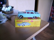 Opel Kapitan von Dinky Toys in Hell Blau in 1 : 43 mit OVP