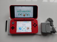 Nintendo 2DS XL Konsole mit 4GB Micro SD Card - Rot/Weiß (Poke Ball Edition)